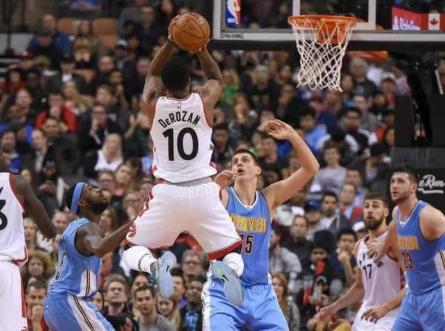 在公众眼中 在公众眼中